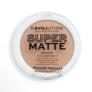 Revolution Super Matte Powder in Medium Tan
